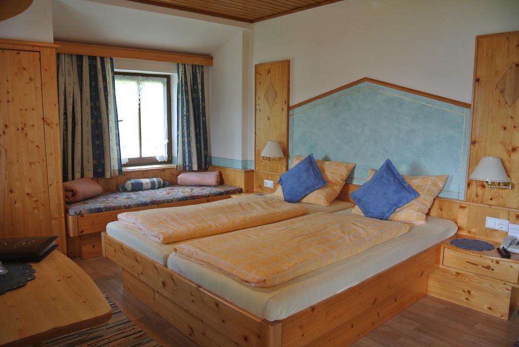 Landhaus Neubauer - Zimmer Millstatt am See Pokój zdjęcie